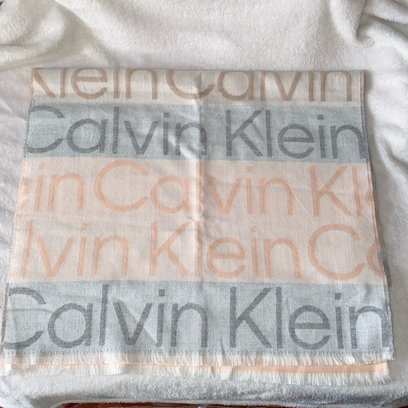 Calvin Klein logo scarf - Picture 2 of 6